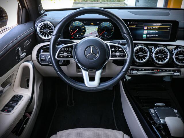 Mercedes-Benz A-KLASSE 250e Premium Plus
