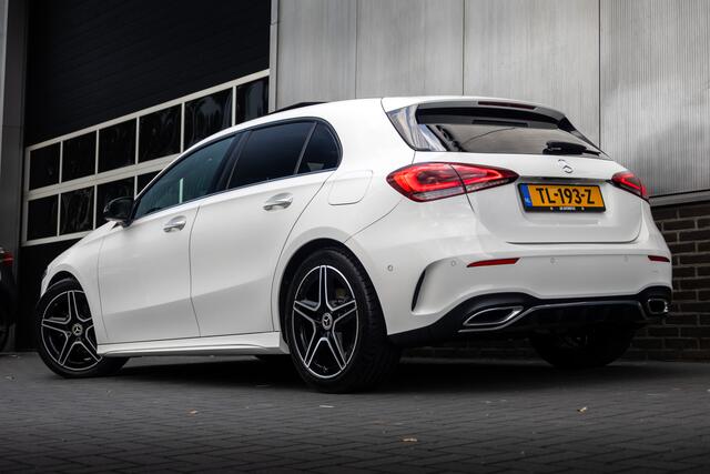 Mercedes-Benz A-KLASSE 200 164 pk Launch Edition Premium Plus AMG-Sportpakket /NL-Auto/ Pano-Dak/ 360-Camera/ Sfeer-Verl./ Burmester/ Sport-Stoelen/ Stoel.Verw/ LED-Koplamp/ 18'' LMV