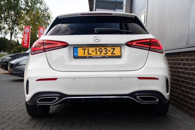 Mercedes-Benz A-KLASSE 200 164 pk Launch Edition Premium Plus AMG-Sportpakket /NL-Auto/ Pano-Dak/ 360-Camera/ Sfeer-Verl./ Burmester/ Sport-Stoelen/ Stoel.Verw/ LED-Koplamp/ 18'' LMV