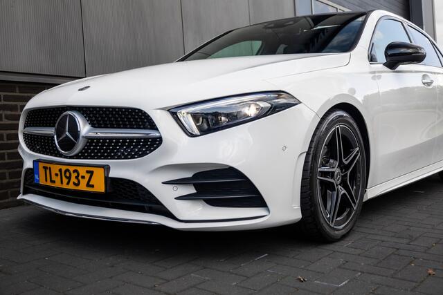 Mercedes-Benz A-KLASSE 200 164 pk Launch Edition Premium Plus AMG-Sportpakket /NL-Auto/ Pano-Dak/ 360-Camera/ Sfeer-Verl./ Burmester/ Sport-Stoelen/ Stoel.Verw/ LED-Koplamp/ 18'' LMV