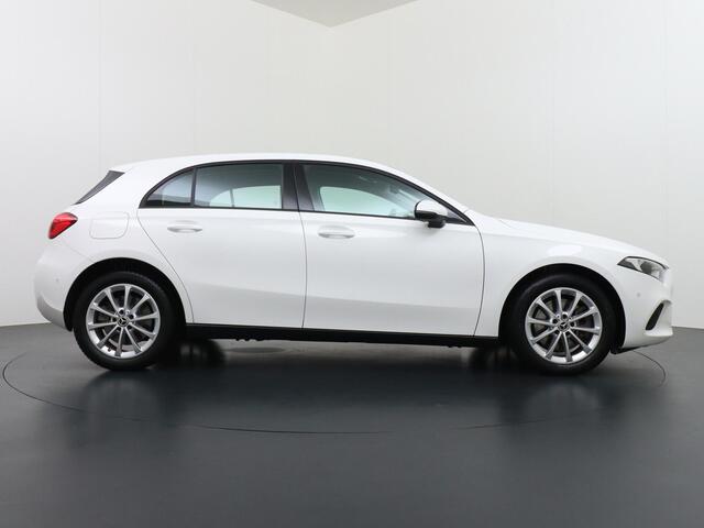 Mercedes-Benz A-KLASSE 250 e Carplay | Stoelverwarming | Plug in Hybrid PHEV