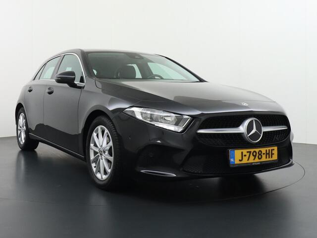 Mercedes-Benz A-KLASSE 180 d Business Solution Automaat Navigatie MBUX Camera