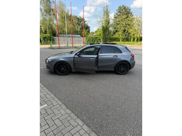 Mercedes-Benz A-KLASSE 180 d Launch Edition Premium Plus