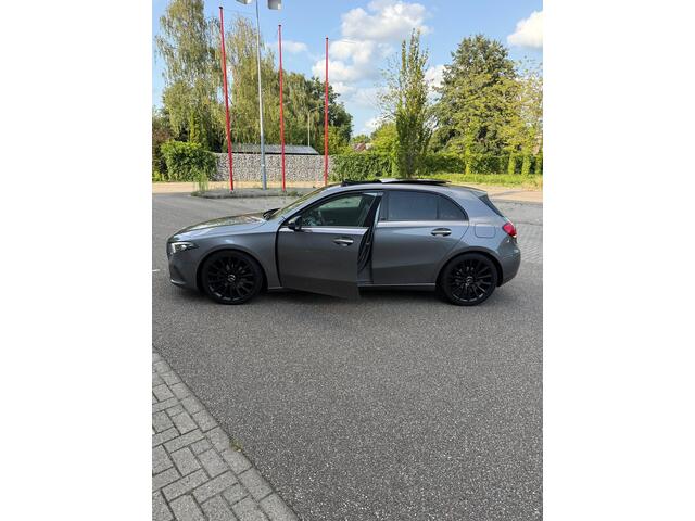 Mercedes-Benz A-KLASSE 180 d Launch Edition Premium Plus