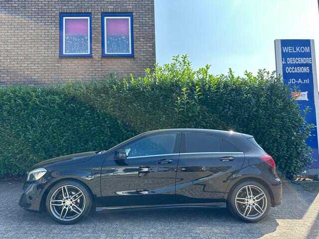 Mercedes-Benz A-KLASSE 180 AMG Line, Climate C, Navigatie, Lmv!!!