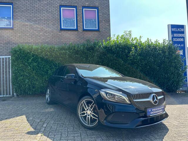 Mercedes-Benz A-KLASSE 180 AMG Line, Climate C, Navigatie, Lmv!!!