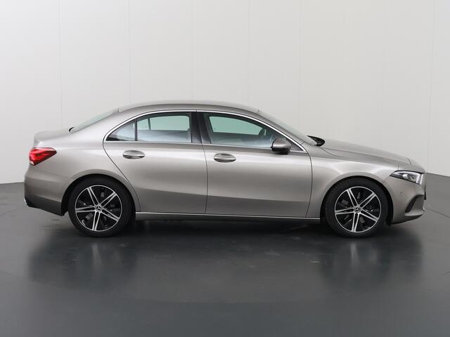 Mercedes-Benz A-KLASSE 180 d Premium Plus | Memory | Stoelventilatie | Multicontourstoelen | Rijassistentiepakket | 360 graden camera | Keyless |