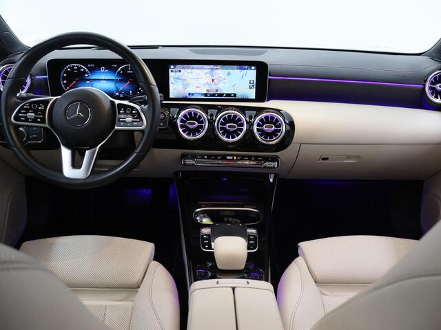 Mercedes-Benz A-KLASSE 180 d Premium Plus | Memory | Stoelventilatie | Multicontourstoelen | Rijassistentiepakket | 360 graden camera | Keyless |