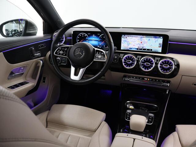 Mercedes-Benz A-KLASSE 180 d Premium Plus | Memory | Stoelventilatie | Multicontourstoelen | Rijassistentiepakket | 360 graden camera | Keyless |