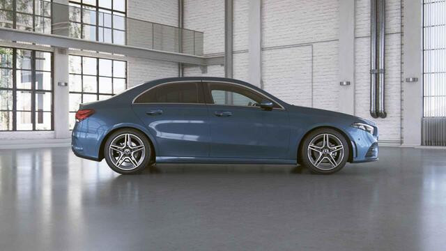 Mercedes-Benz A-KLASSE 180 Business Solution AMG | Rijassistentiepakket | Achteruitrijcamera | Stoelverwarming | Widescreen |
