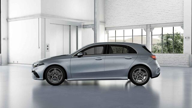 Mercedes-Benz A-KLASSE 250e Business Solution AMG | Panoramaschuifdak | Achteruitrijcamera| Stoelverwarming voor | LED koplampen |
