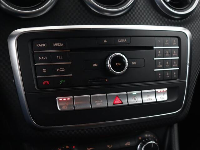 Mercedes-Benz A-KLASSE 200 Urban | Leder | Stoelverwarming | Navigatie | Harman/Kardon | Park Assist | Carplay | Airco | Cruise control | Bluetooth