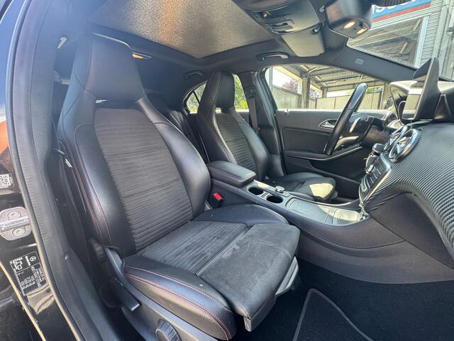 Mercedes-Benz A-KLASSE 180 Ambition AMG Line Pano/Navi/Cruise/Airco/LM-Velgen