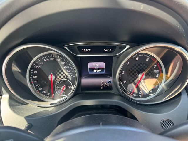 Mercedes-Benz A-KLASSE 180 Ambition AMG Line Pano/Navi/Cruise/Airco/LM-Velgen