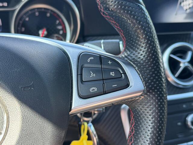 Mercedes-Benz A-KLASSE 180 Ambition AMG Line Pano/Navi/Cruise/Airco/LM-Velgen