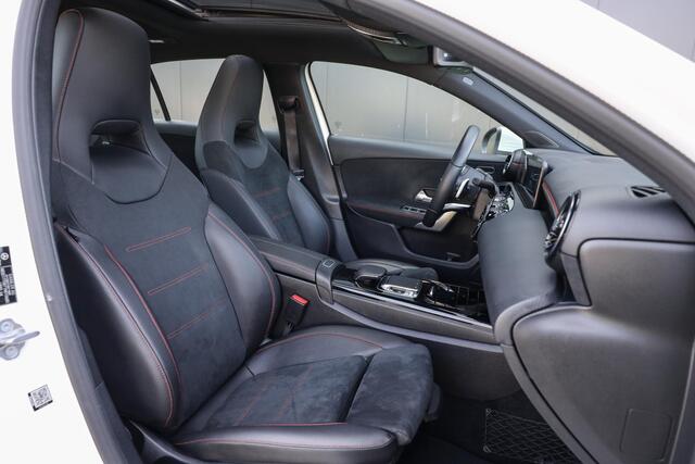 Mercedes-Benz A-KLASSE 200 AMG ? Pano ? LED ? Carplay