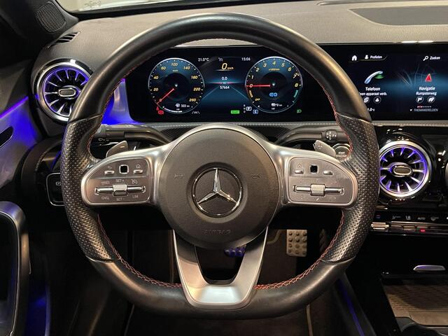 Mercedes-Benz A-KLASSE 250 e Premium 19"/Dodehoek/Camera/Sfeerverlichting/Stoelverwarming/Apple Carplay& Android Auto