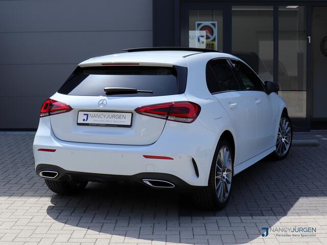 Mercedes-Benz A-KLASSE 250 e AMG | 8G Aut. | Business | Ambiente | Pano | MBUX High End | 360* Camera | Night Pakket | Spiegel Pakkeet | Wegzwenkb. Trekhaak | Multibeam LED | Apple Car Play/Android Auto | Parkeer Pakket | Volledig Dealeronderhouden |