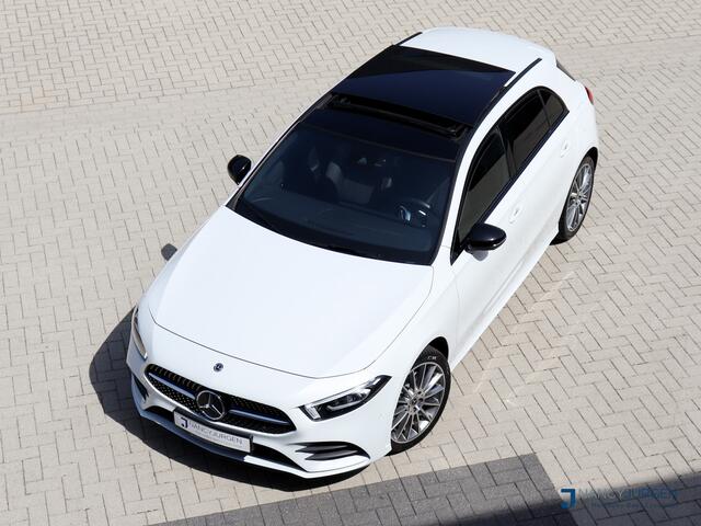 Mercedes-Benz A-KLASSE 250 e AMG | 8G Aut. | Business | Ambiente | Pano | MBUX High End | 360* Camera | Night Pakket | Spiegel Pakkeet | Wegzwenkb. Trekhaak | Multibeam LED | Apple Car Play/Android Auto | Parkeer Pakket | Volledig Dealeronderhouden |