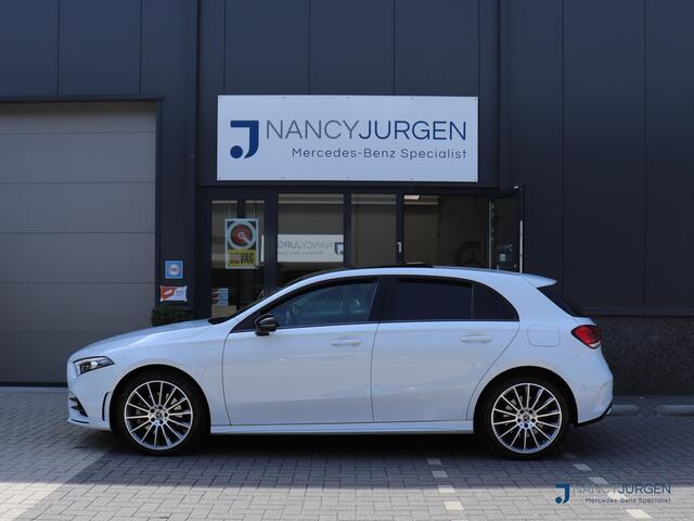 Mercedes-Benz A-KLASSE 250 e AMG | 8G Aut. | Business | Ambiente | Pano | MBUX High End | 360* Camera | Night Pakket | Spiegel Pakkeet | Wegzwenkb. Trekhaak | Multibeam LED | Apple Car Play/Android Auto | Parkeer Pakket | Volledig Dealeronderhouden |