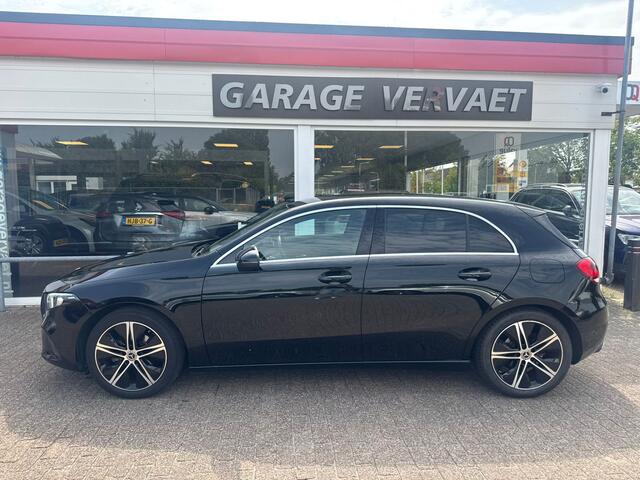 Mercedes-Benz A-KLASSE 180 Business Solution Plus Upgrade