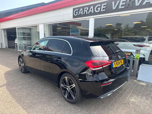 Mercedes-Benz A-KLASSE 180 Business Solution Plus Upgrade