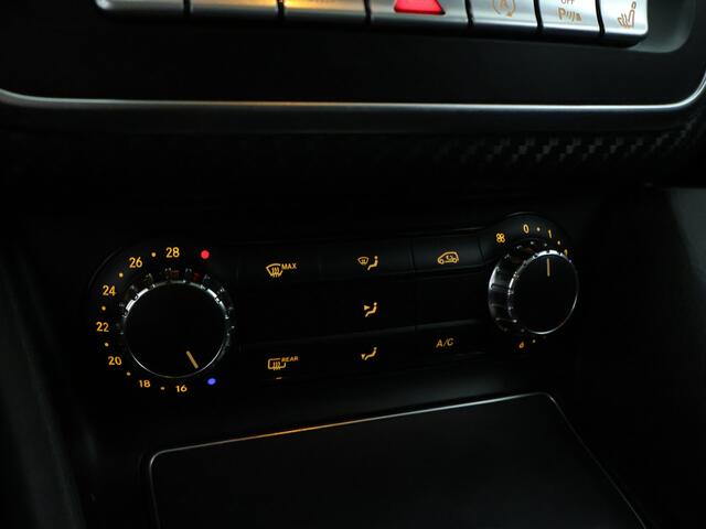 Mercedes-Benz A-KLASSE 180 AMG Line Night Pakket Panoramadak | Stoelverwarming | Nightpakket | AMG Line