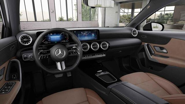 Mercedes-Benz A-KLASSE 250e Star Edition AMG Line | Panoramaschuifdak | Night | Stoelverwarming voor | Achteruitrijcamera