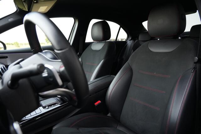 Mercedes-Benz A-KLASSE 180 Business Solution AMG 136pk Stoelverwarming/Navigatie/Camera