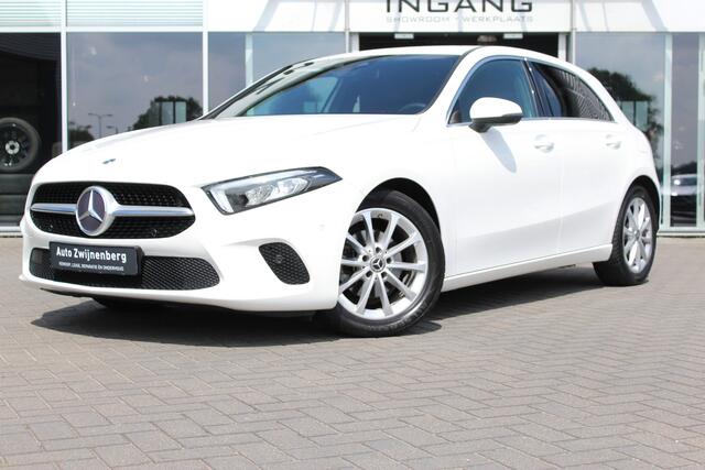 Mercedes-Benz A-KLASSE 180 Business Solution AMG | Camera |