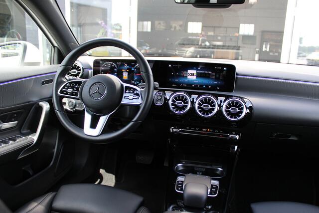 Mercedes-Benz A-KLASSE 180 Business Solution AMG | Camera |