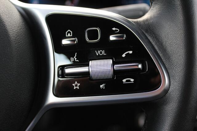 Mercedes-Benz A-KLASSE 180 Business Solution AMG | Camera |