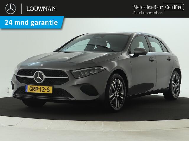 Mercedes-Benz A-KLASSE 250 e Star Edition | Trekhaak | Dodehoekassistent | Parkeerpakket met Camera | Stoelverwarming | DAB | LED | Extra USB-poorten | Spiegelpakket | Zitcomfortpakket | Comfortstoelen voor |