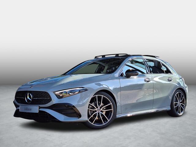 Mercedes-Benz A-KLASSE 180 Business Solution AMG | AMG Plus Pakket | Night Pakket | Panoramadak | Elektrisch Verstelbare Stoelen + Memory | Burmester Surround Sound | 360° Camera | Head-up Display | Dodehoekassistent | MULTIBEAM LED Koplampen | Keyless-GO