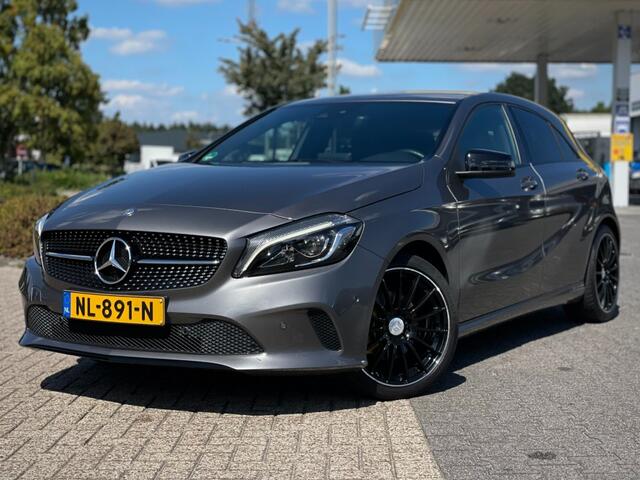 Mercedes-Benz A-KLASSE A180 SPORTSTOELEN HARMON KARDON CAMERA