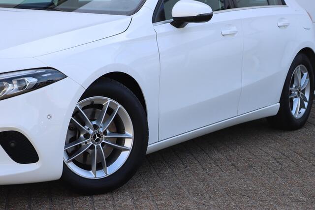 Mercedes-Benz A-KLASSE 200 Business Solution Plus Upgrade