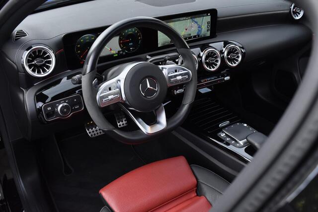 Mercedes-Benz A-KLASSE 250 e AMG Line Mercedes-benz A 250 e