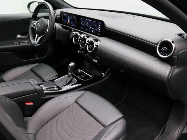 Mercedes-Benz A-KLASSE 180 Business Solution Panorama Schuif Kanteldak | Led koplampen. Inclusief 24 maanden MB Certified garantie voor Europa.