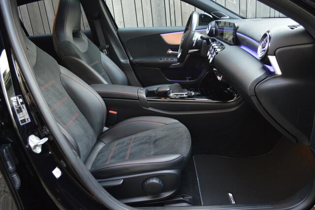Mercedes-Benz A-KLASSE 250 e AMG Led Panorama Burmester Distronic Camera Night Pdc