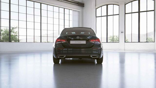 Mercedes-Benz A-KLASSE 180 Business Solution Luxury | Panoramadak | Memory | Widescreen | Keyless | Multibeam | Stoelverwarming |