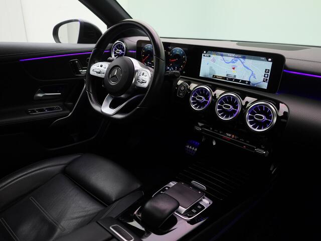 Mercedes-Benz A-KLASSE 200 Business Solution AMG | PANO | 360° | ADAPTIVE | HUD | STOELVERW. | SFEERVERLICHTING | TREKHAAK