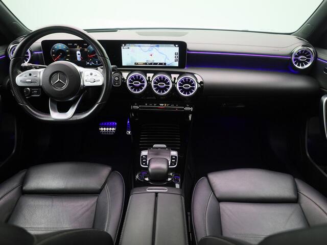 Mercedes-Benz A-KLASSE 200 Business Solution AMG | PANO | 360° | ADAPTIVE | HUD | STOELVERW. | SFEERVERLICHTING | TREKHAAK