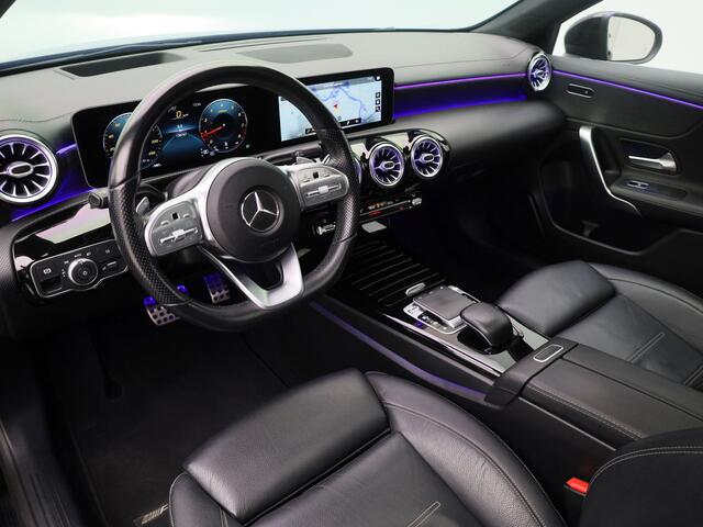 Mercedes-Benz A-KLASSE 200 Business Solution AMG | PANO | 360° | ADAPTIVE | HUD | STOELVERW. | SFEERVERLICHTING | TREKHAAK