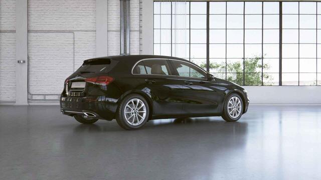 Mercedes-Benz A-KLASSE 200 | MBUX | Stoelverwarming | Parkeercamera | Spiegelpakket |