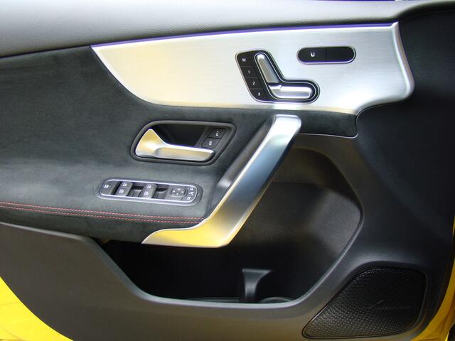 Mercedes-Benz A-KLASSE 160 Business Solution AMG AMG