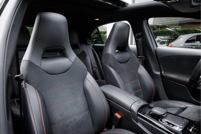 Mercedes-Benz A-KLASSE 250 4MATIC AMG Night Pano - Burmester - Sfeerverlichting