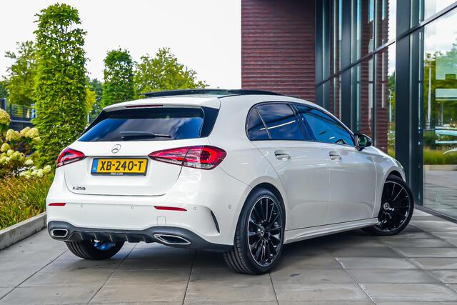 Mercedes-Benz A-KLASSE 250 224pk Premium |AMG-pakket|org. NL|BTW-auto|panoramadak|sportstoelen|sfeerverlichting|stoelverwarming|cruise control|parkeer camera|DAB|clima control|
