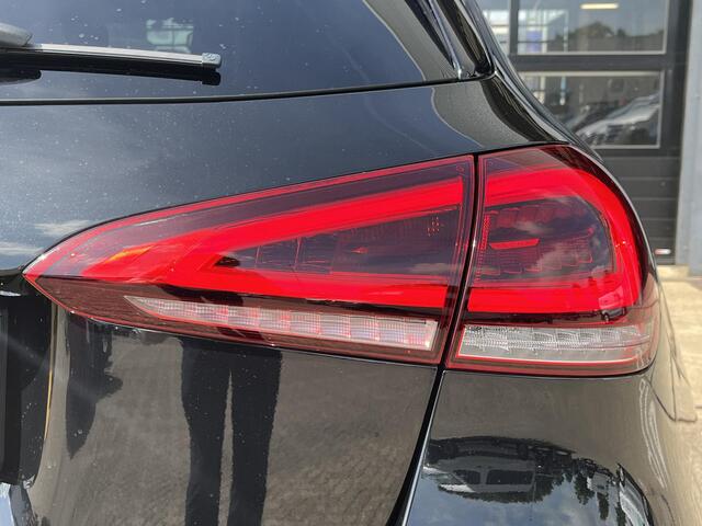 Mercedes-Benz A-KLASSE 250 e AMG Line