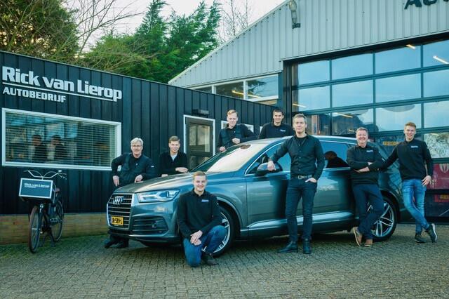 Mercedes-Benz A-KLASSE 250 e Star Edition AMG Line | Sfeerverlichting | NL-Auto