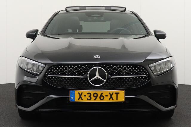 Mercedes-Benz A-KLASSE A 250e AMG 273 PK N.W Type Pano-dak Adapt. Cruise Sfeerverlichting